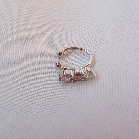 Gabriela Ceballos▪️Melissa Ear Cuff - Picture 2 of 3